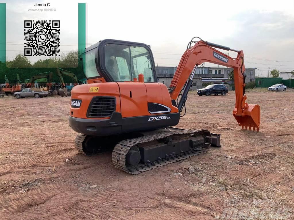 Doosan DX 55 Mini excavators < 7t