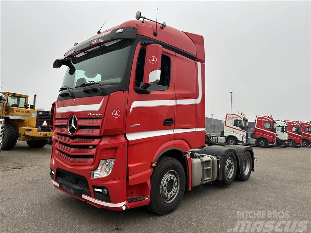 Mercedes-Benz Actros 2551 6x2 Twinsteer euro-6 Truck Tractor Units