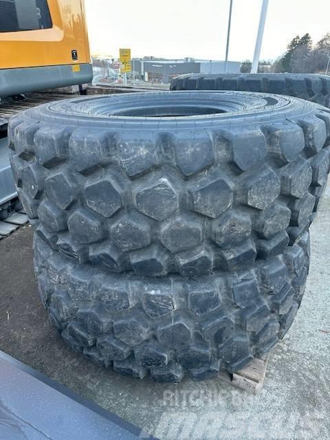 Continental EM-Master 23.5R25 Tyres, wheels and rims