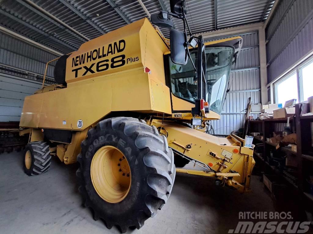 New Holland TX 68 Combine harvesters