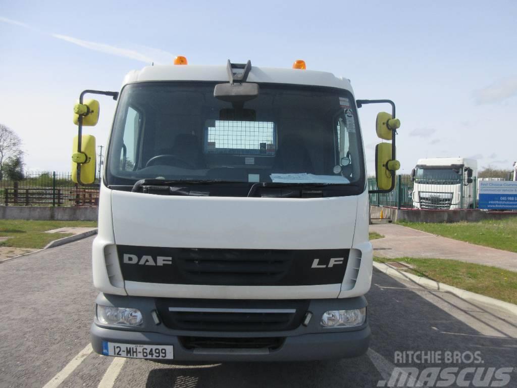 DAF 45.210 ATI Beavertail Flatbed / winch trucks