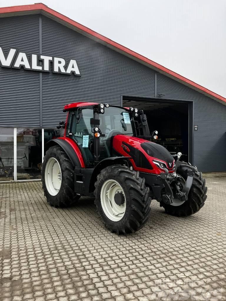 Valtra G135 Active Tractors