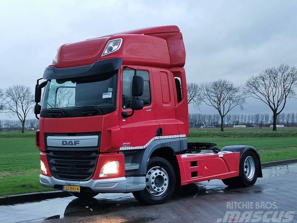 DAF CF 440 spacecab skylights Tractor Units