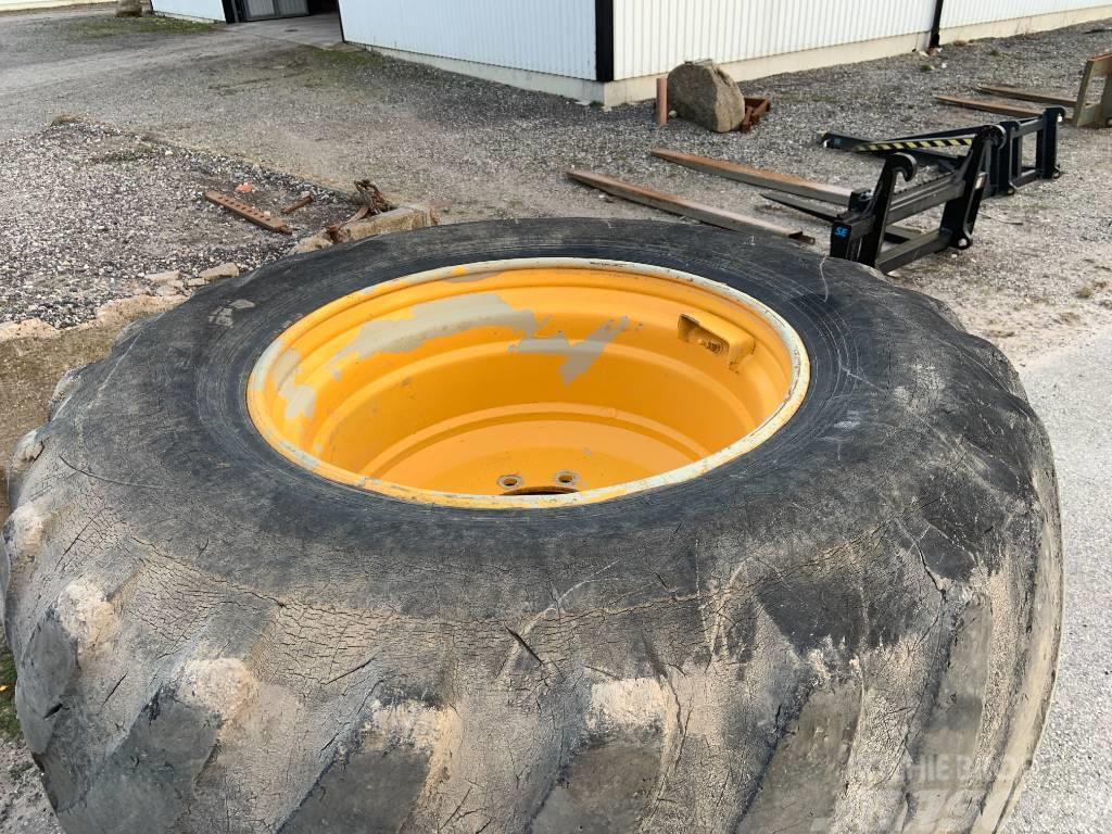  Beg twinhjul 700-50R30,5 till Volvo L60E Tyres, wheels and rims
