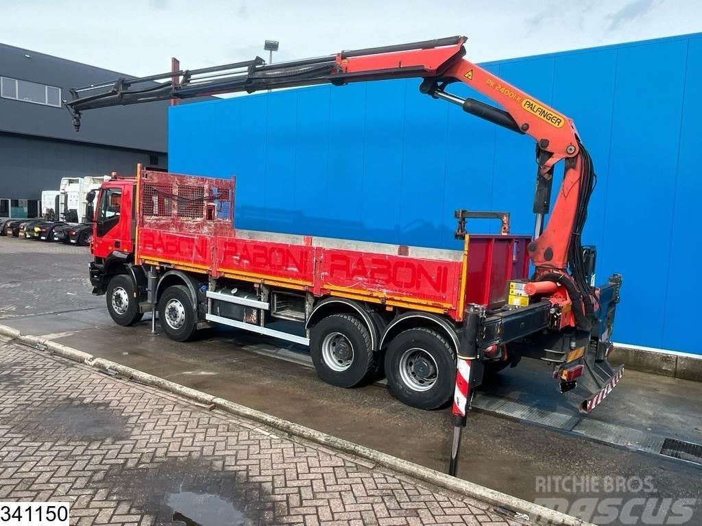 Iveco Trakker 360 8x4, EURO 6, Palfinger, Remote Flatbed / Dropside trucks