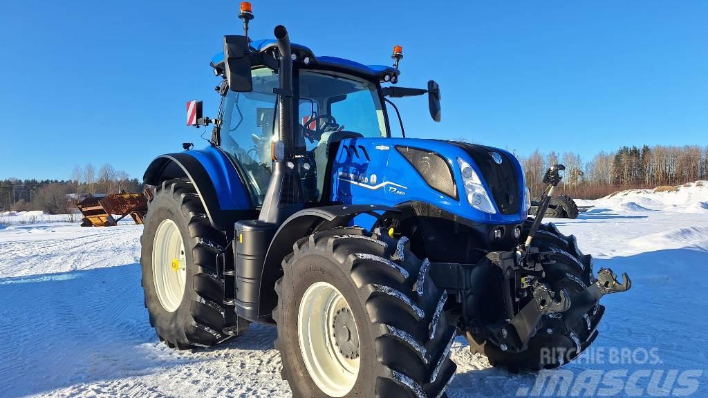 New Holland T 7.260 Tractors