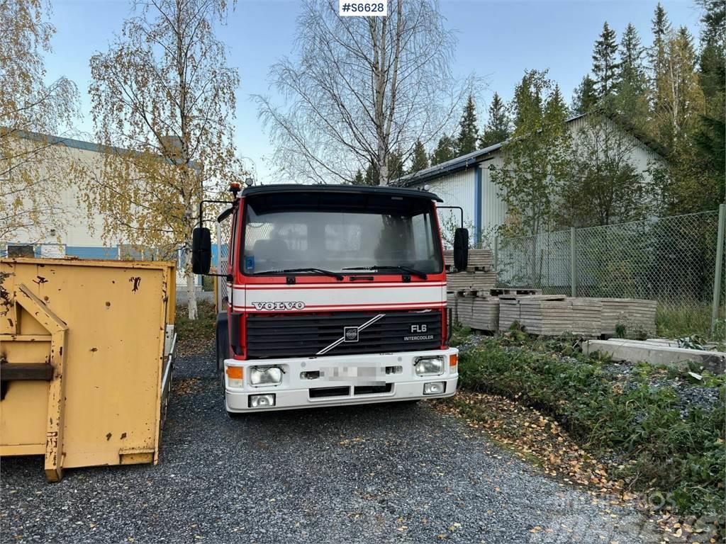 Volvo FL614 4X2, Serviced and inspected Only 50.000 km Hook lift trucks