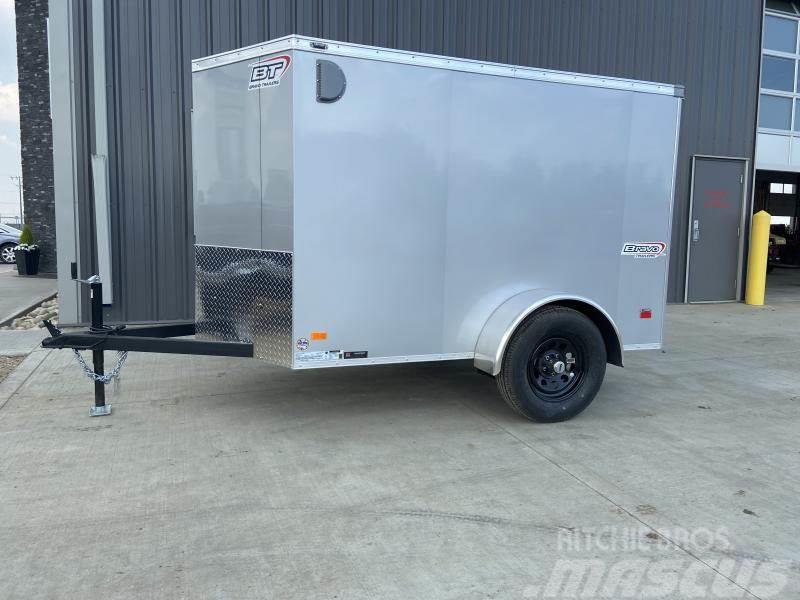  5FT x 8FT V-Nose Enclosed Cargo Trailer Ramp Door  Box body trailers