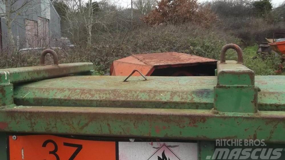  Large green diesel tank £350 plus vat £420 Other components