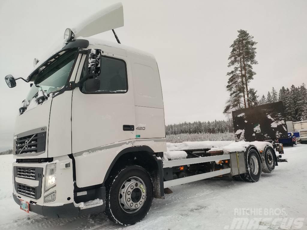 Volvo FH13 6x2 hydr.tasonostolaite,pl-nostin Container Frame trucks