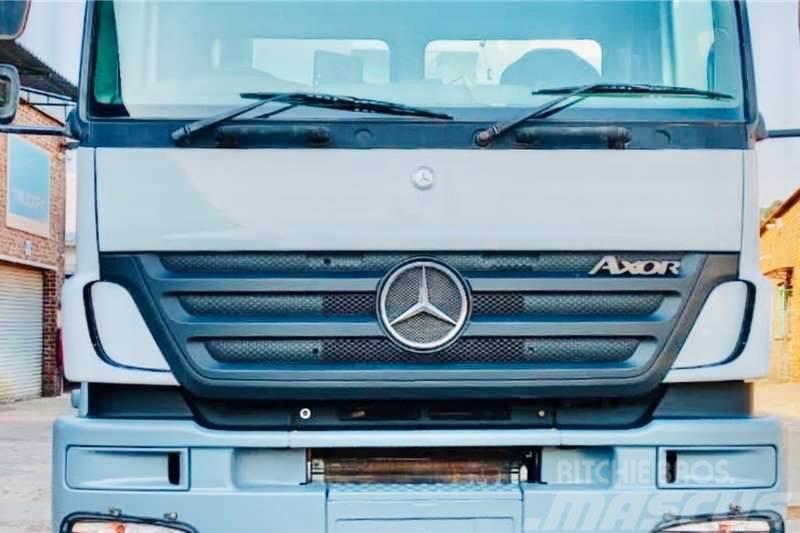 Mercedes-Benz Axor 3335 Other trucks