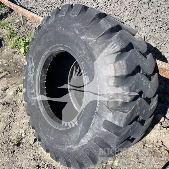 Advance 20.5x25 Tyres, wheels and rims