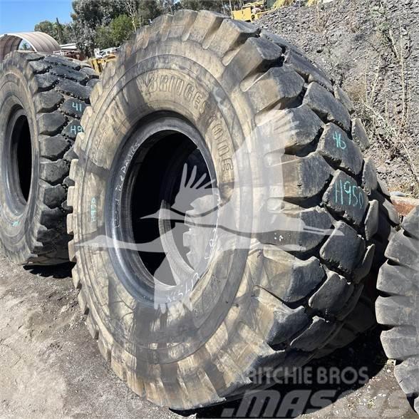 Bridgestone 2400R35 Tyres, wheels and rims