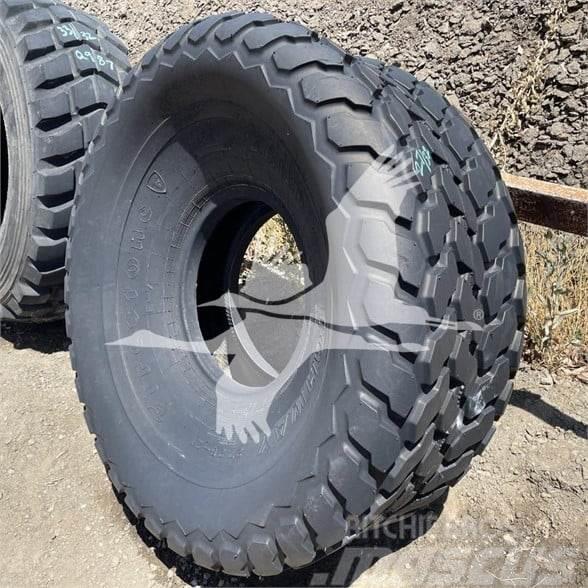 Firestone 27.25X21 Tyres, wheels and rims