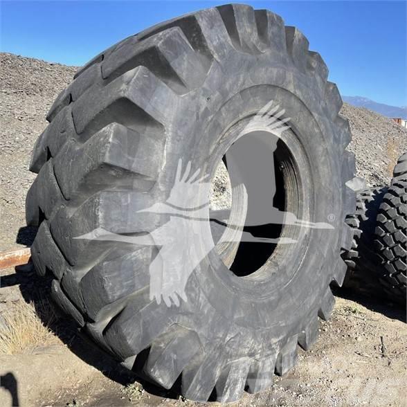 Firestone 37.5x39 Tyres, wheels and rims