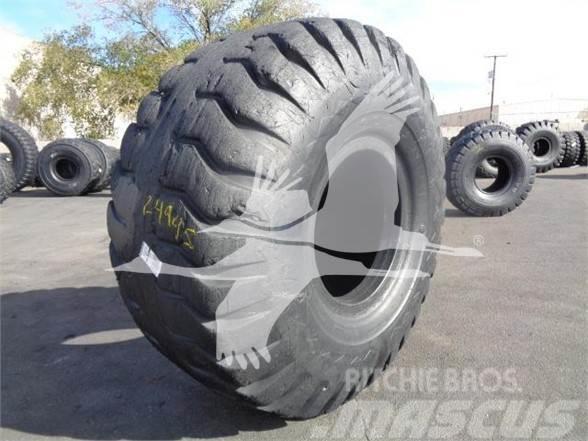 Goodyear 37.5x33 Tyres, wheels and rims