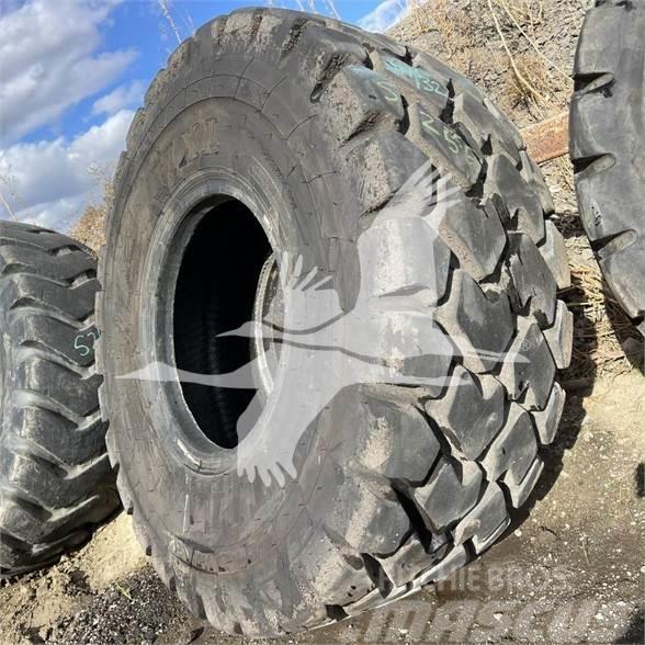 Titan 20.5R25 Tyres, wheels and rims