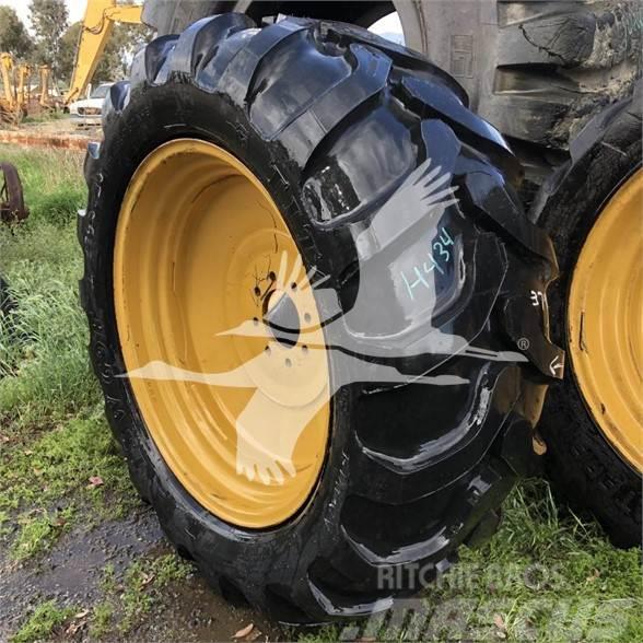 Titan LSW495-762 Tyres, wheels and rims