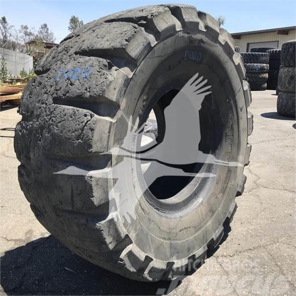 Toyo 35/65x33 Tyres, wheels and rims