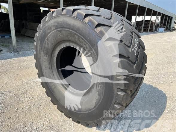 UNICURE 875/65R29 Tyres, wheels and rims
