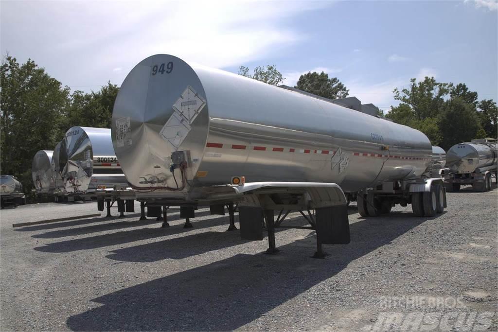 Polar MC 307 | 7000 GAL STAINLESS| CENTER DISCHARGE Tanker trailers