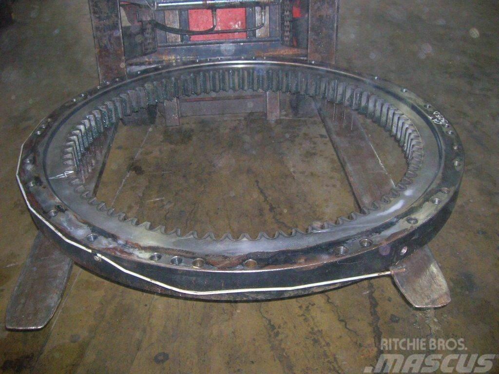 CAT Slewing Ring Other components