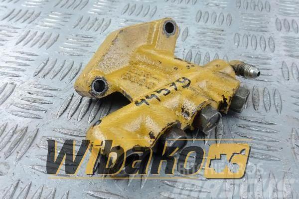 CAT Oil Manifold Caterpillar C7 226-8696 Other components