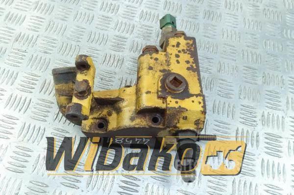 CAT Thermostat housing Caterpillar C7 141-8276 Other components