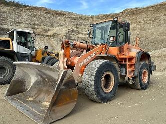 Doosan DL 300