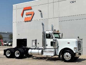 Peterbilt 389