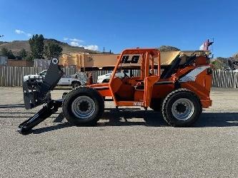 JLG 1054