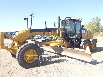 CAT 140M2