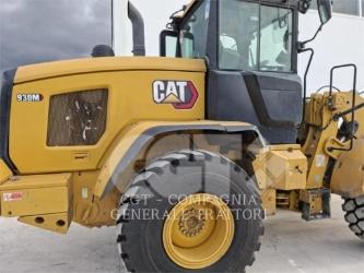 CAT 930M