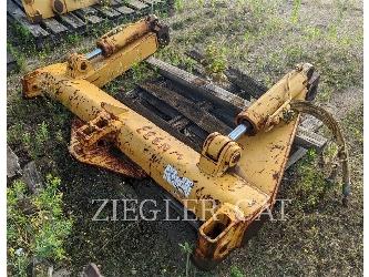 CAT 963 RIPPER