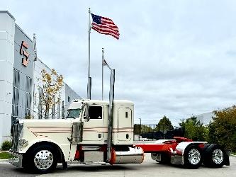 Peterbilt 389
