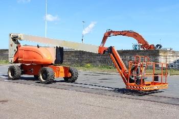 JLG 800AJ