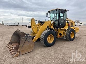 CAT 938M