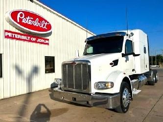 Peterbilt 567