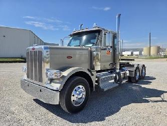 Peterbilt 589