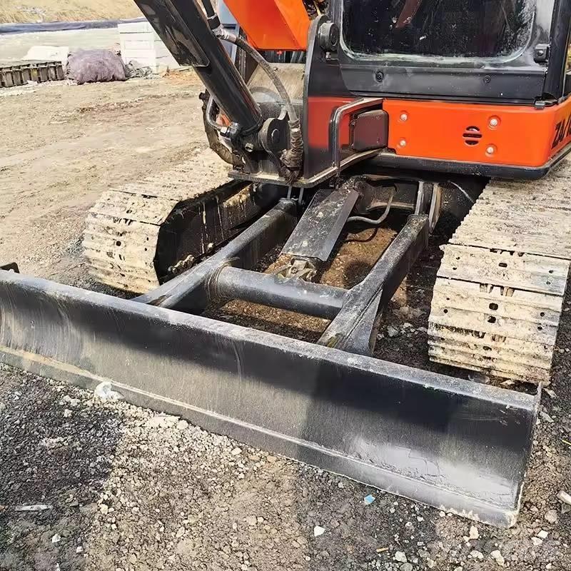 Hitachi ZX 55 Mini excavators < 7t