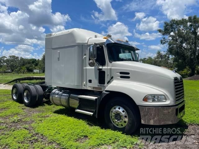 Mack CXU613 Pinnacle Truck Tractor Units