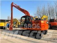 Doosan DX 140 Mini excavators < 7t