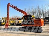 Doosan DX 140 Mini excavators < 7t
