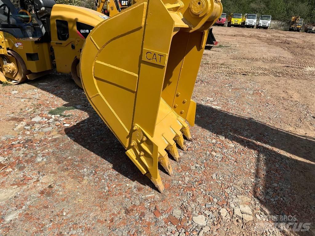 CAT 320 B L Crawler excavators