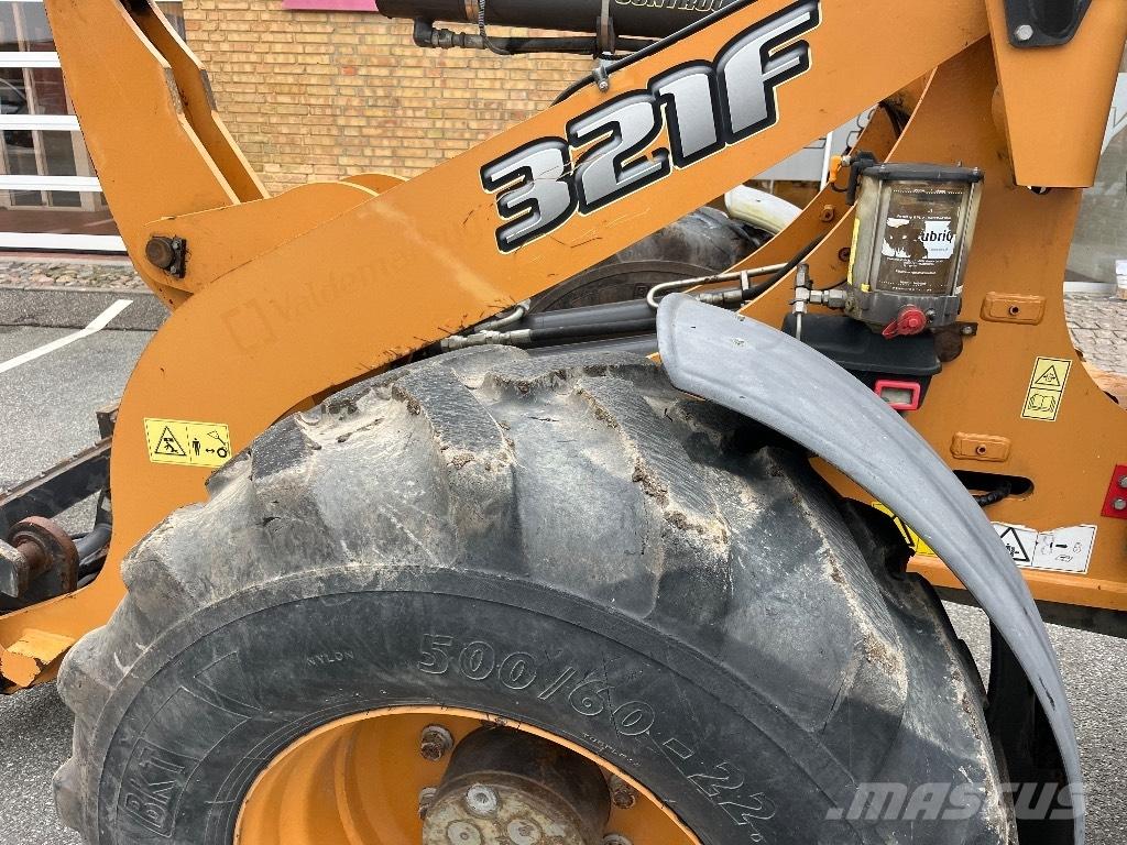 CASE 321 F Wheel loaders