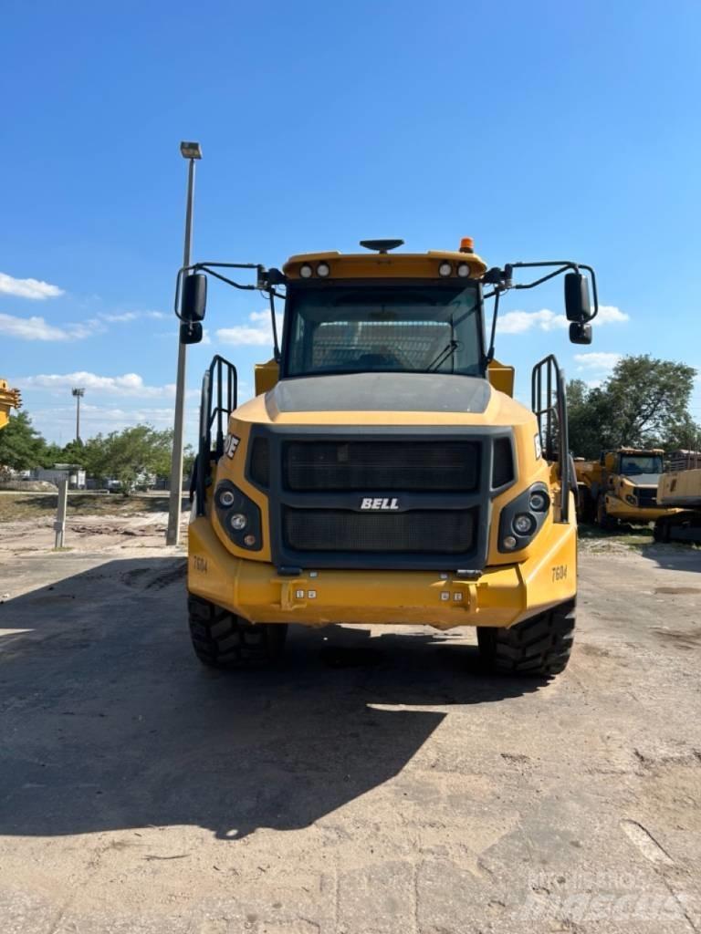 Bell B30E Articulated Haulers