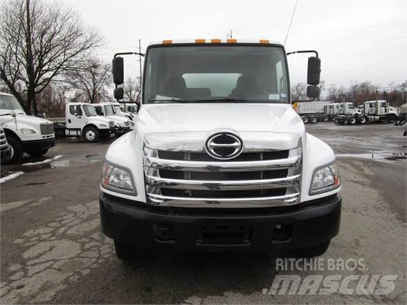 Hino 338 Sewage disposal Trucks