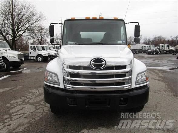 Hino 338 Sewage disposal Trucks