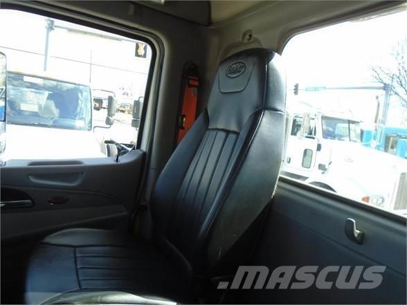 Peterbilt 579 Truck Tractor Units