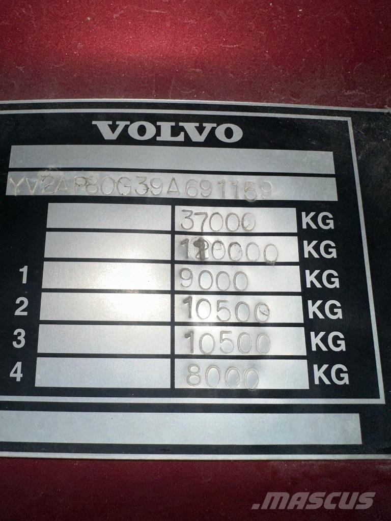 Volvo FH16 600 8x4*4 Truck Tractor Units